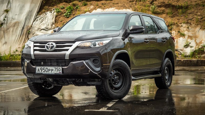 Toyota Fortuner 2017