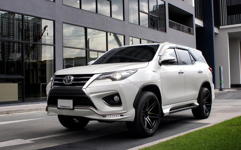 Toyota Fortuner Tuning