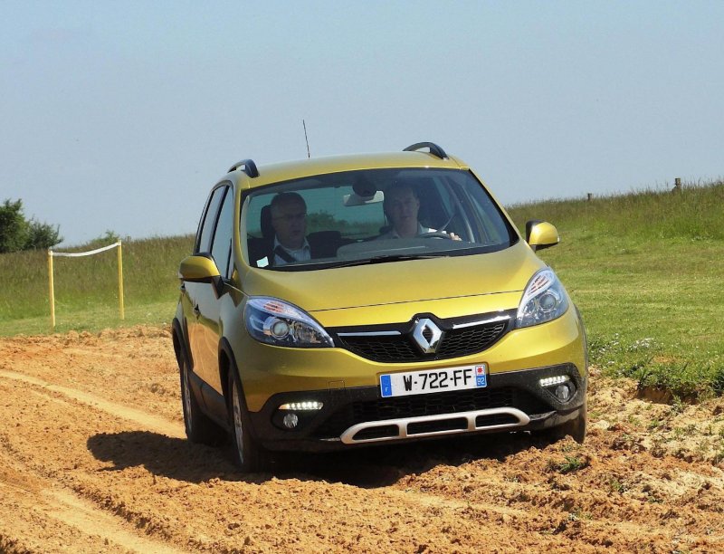 Renault Scenic XMOD