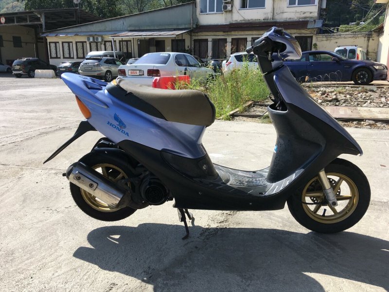 Скутер Хонда такт af 24
