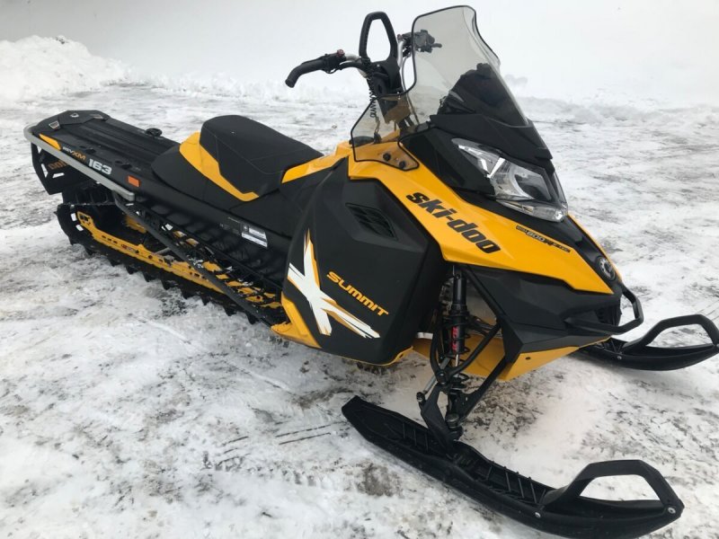 Снегоход BRP Summit 800