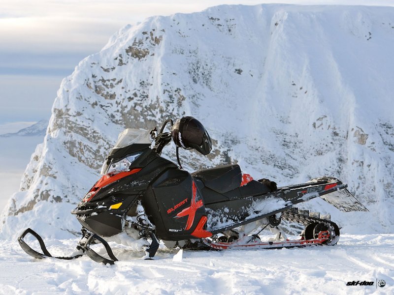 Ski-Doo Summit x163 800r e-Tec