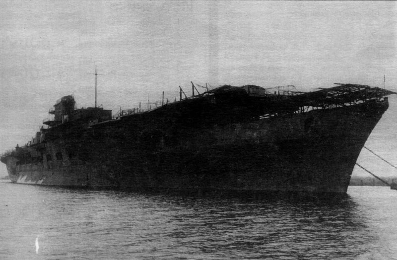 05627 Trumpeter 1/350 German Navy aircraft Carrier DKM Graf Zeppelin