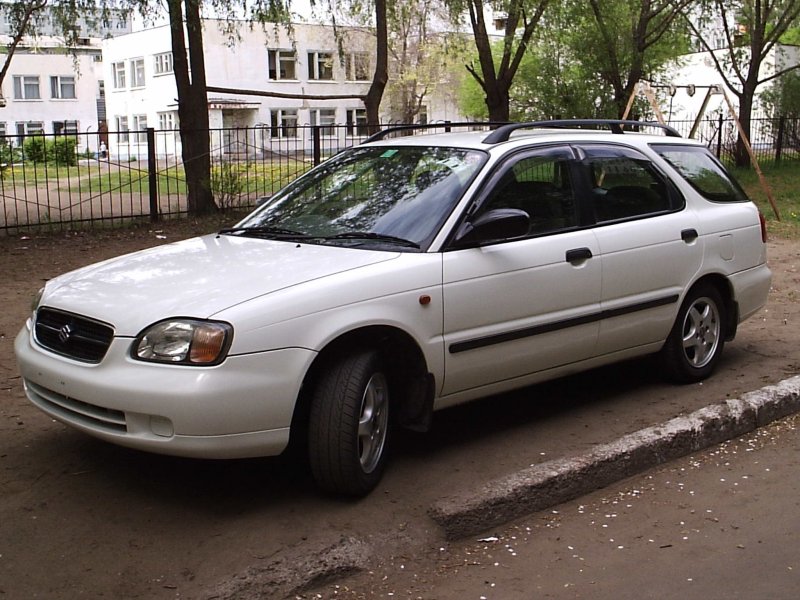 Сузуки Култус 2000г