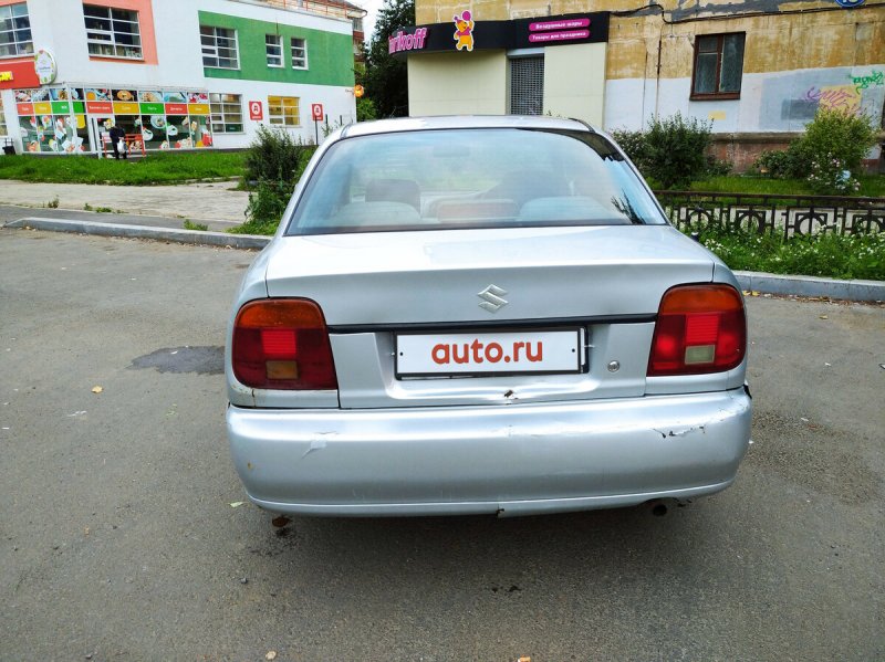 Сузуки Култус 2000г