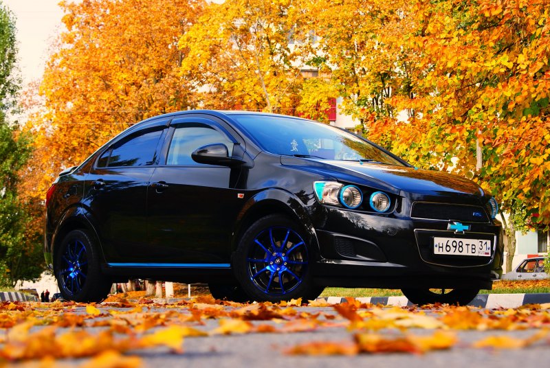 Chevrolet Aveo t300 черный