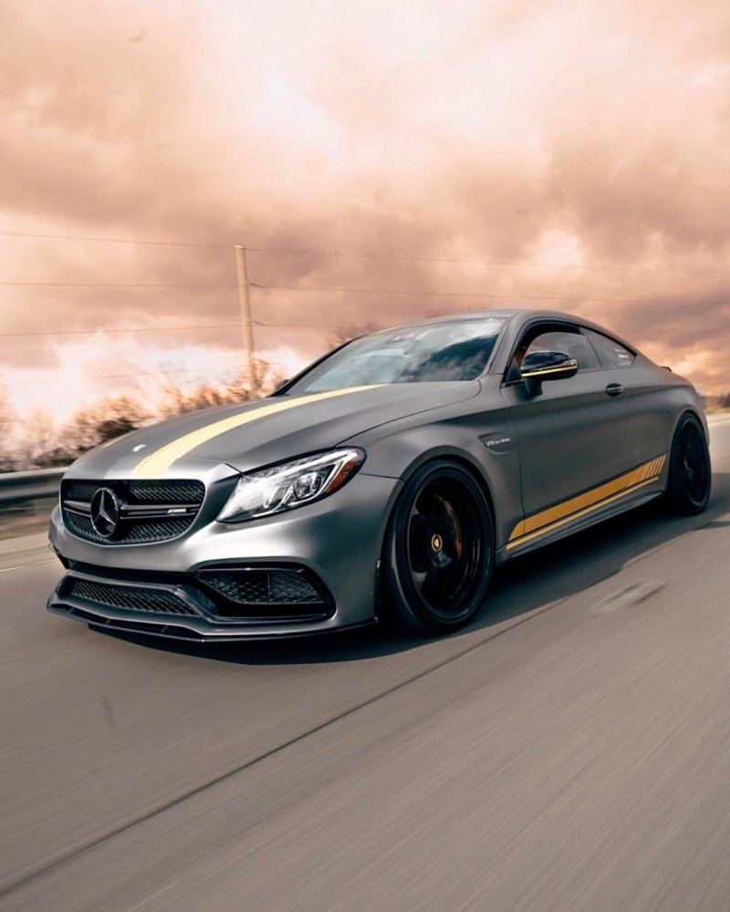Мерседес АМГ C 63 S