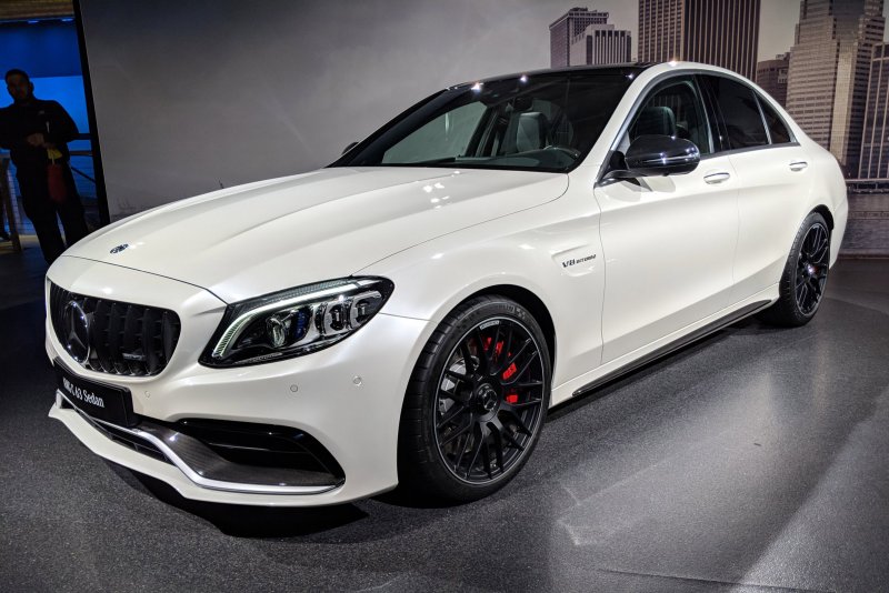 Новый Mercedes-AMG C 63