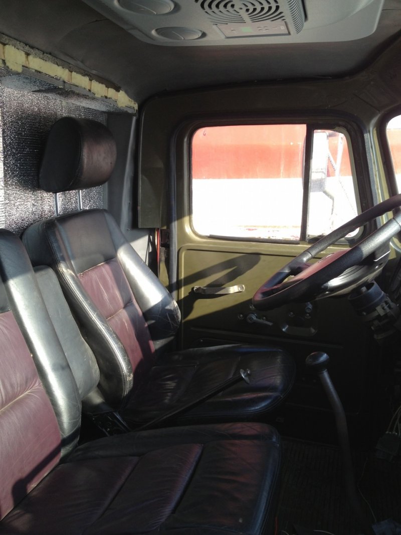 Урал 4320 грузовик чёрный