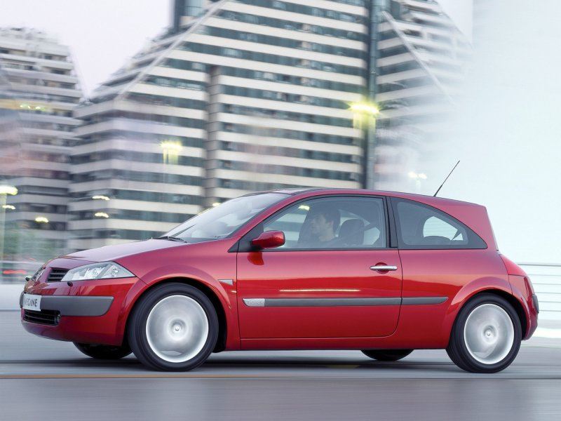 Renault Megane 2 хэтчбек