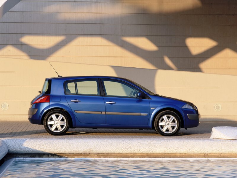 Renault Megane 2002 хэтчбек