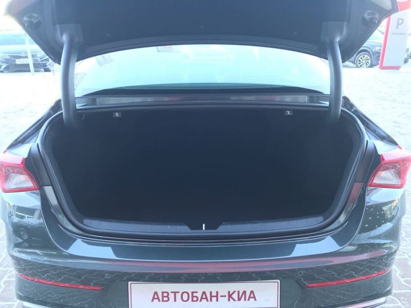 Новая к5 Киа багажник