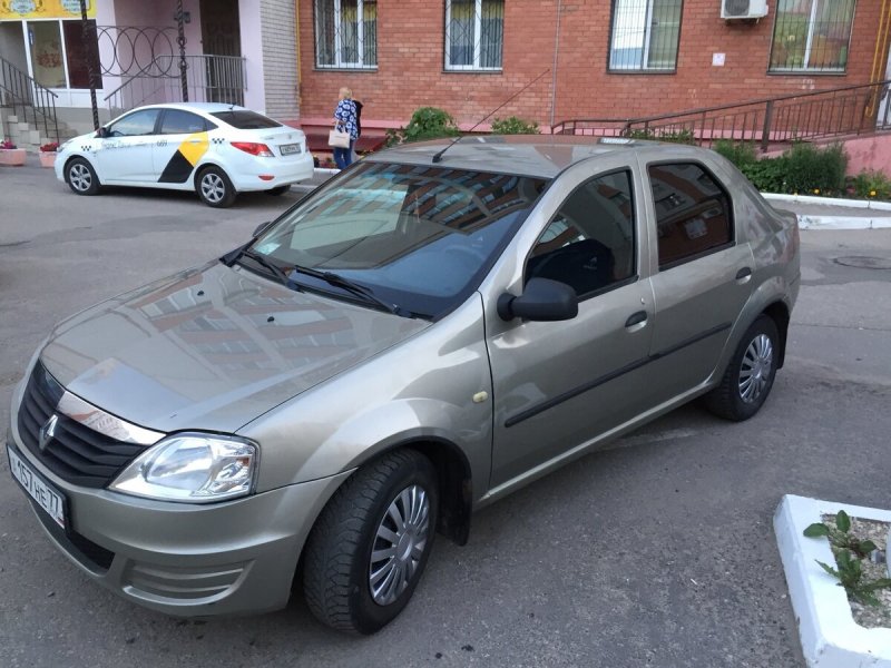 Рено Логан Рестайлинг 2011
