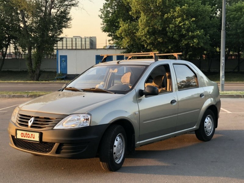 Renault Logan 1