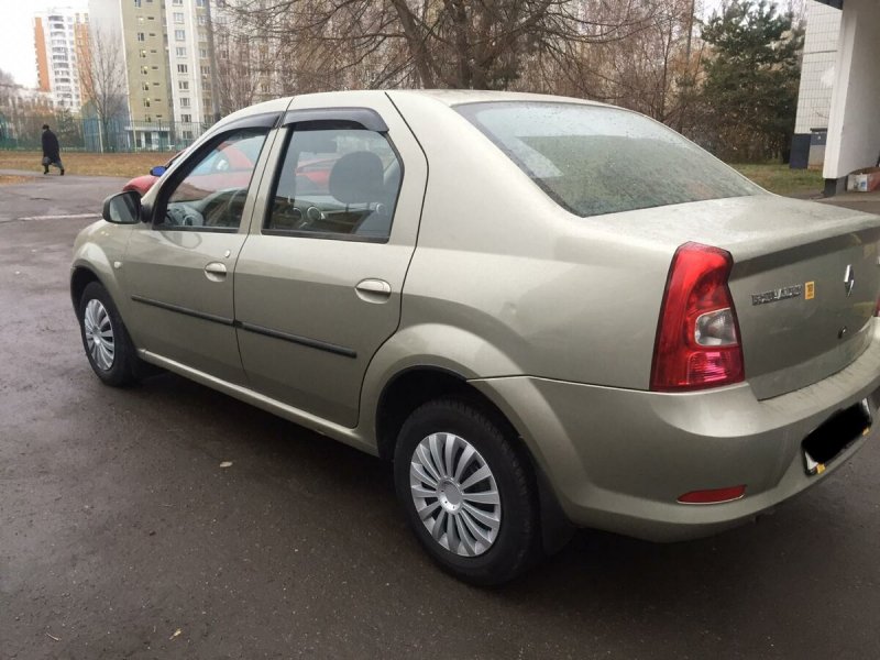 Рено Логан 2 бежевый