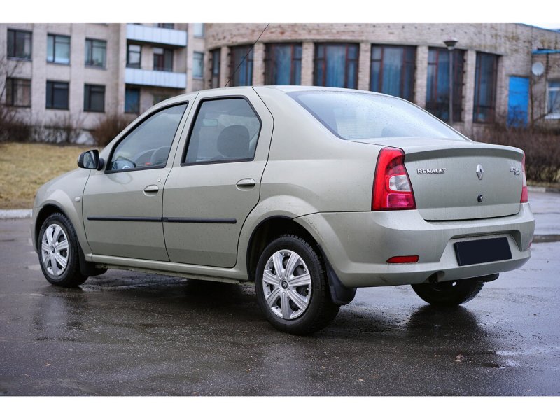 Renault Logan 2011