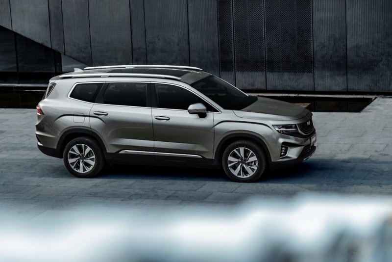 Geely Emgrand x8