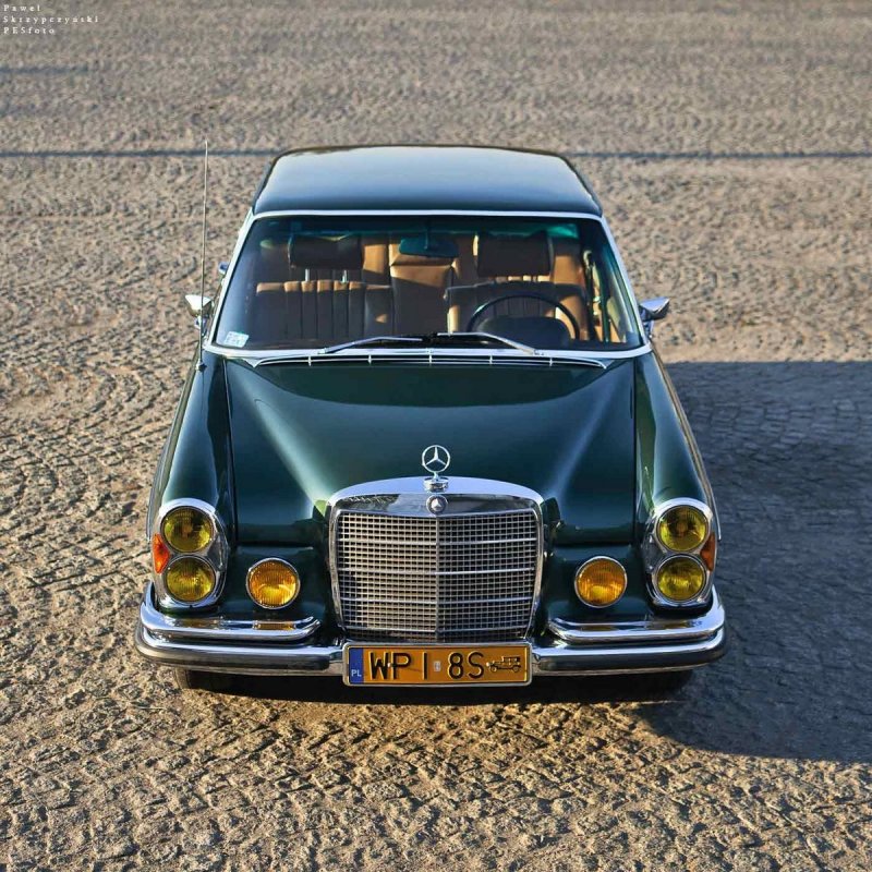 Мерседес-Бенц w109