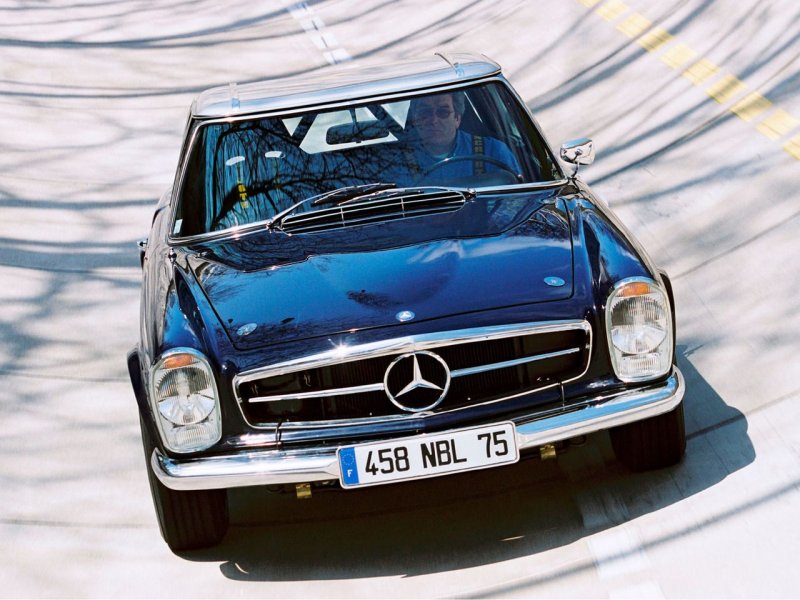 Mercedes-Benz 230 SL w113