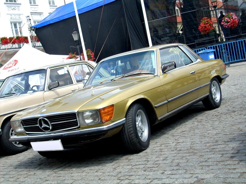 Mercedes-Benz SLC c107