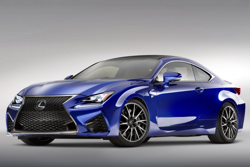 Лексус RS 2019