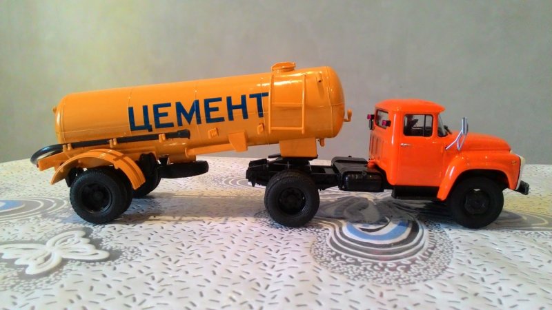 Цистерна цемент ЗИЛ 130