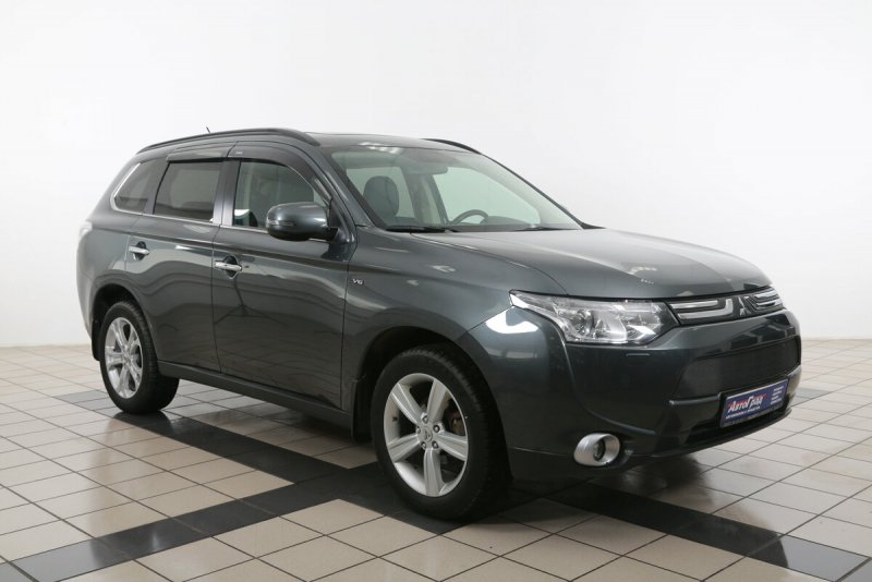 Mitsubishi Outlander 2014 III 3 Л, 245 Л.С