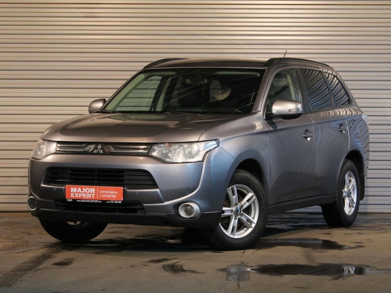Mitsubishi Outlander 2.4 серый