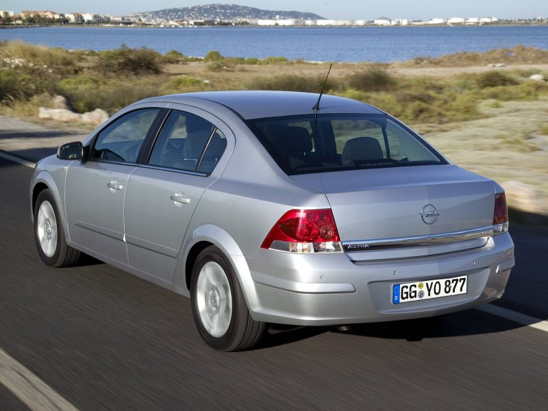 Opel Astra 2007 седан