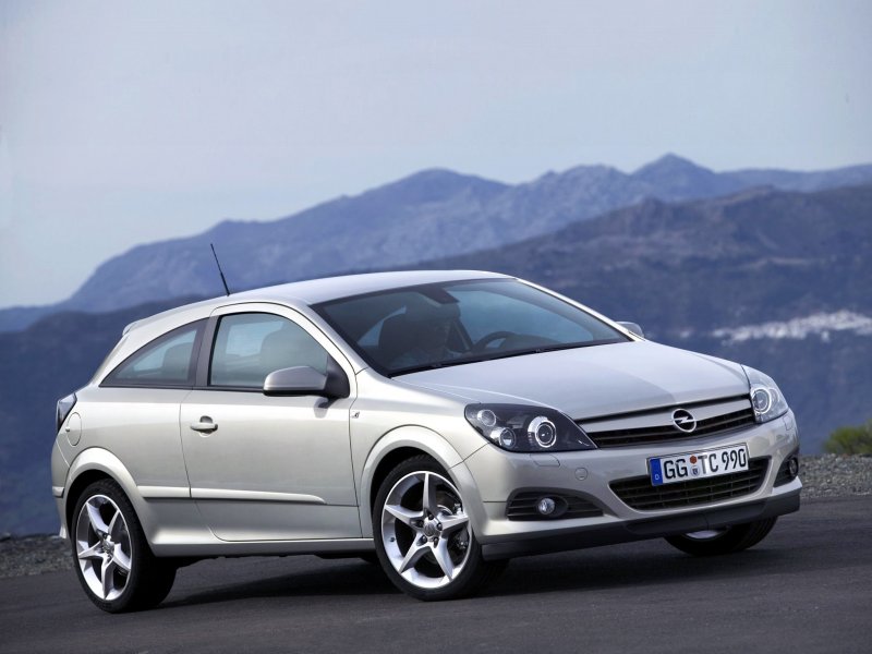 Опель Астра h GTC 1.8