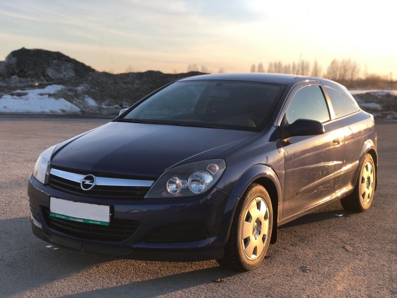 Opel Astra h GTC 2006
