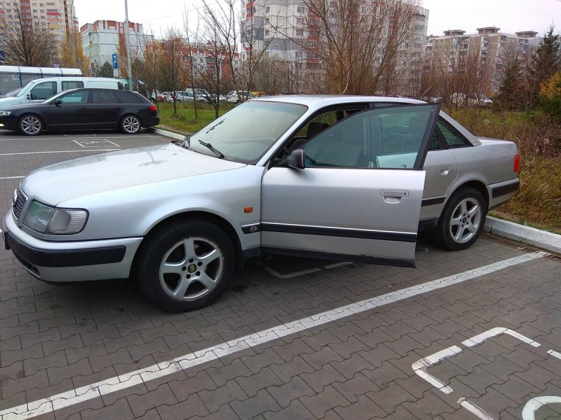 Audi s4 1993 4.2 MT