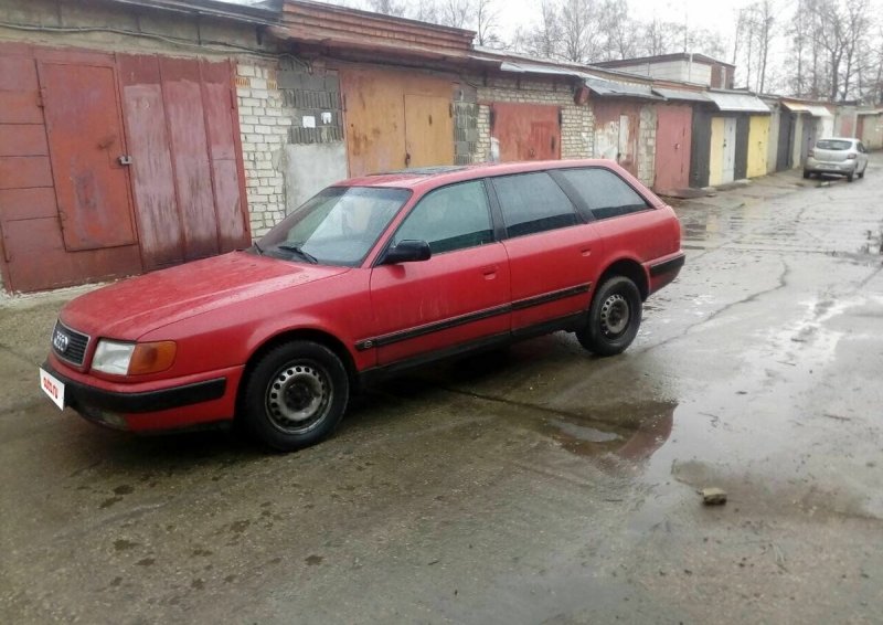 Ауди 100 с4 красная