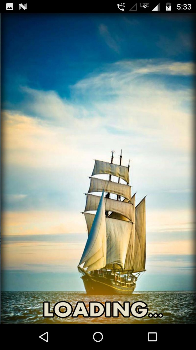Корабль в море