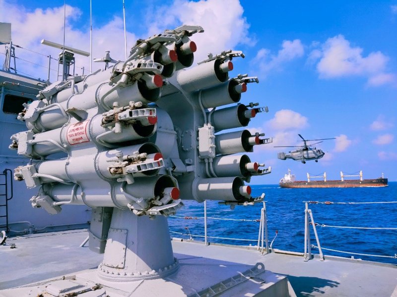 Фрегат военный корабль