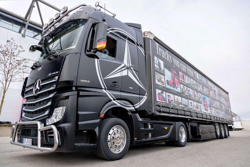 Mercedes Benz 1853 «Actros»