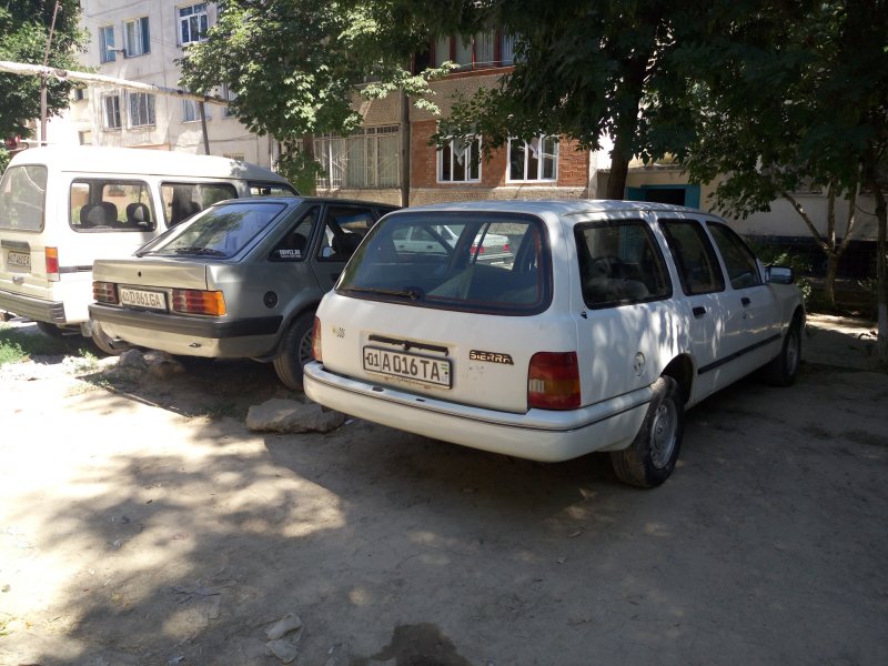 Форд Сеера уневерсал1990