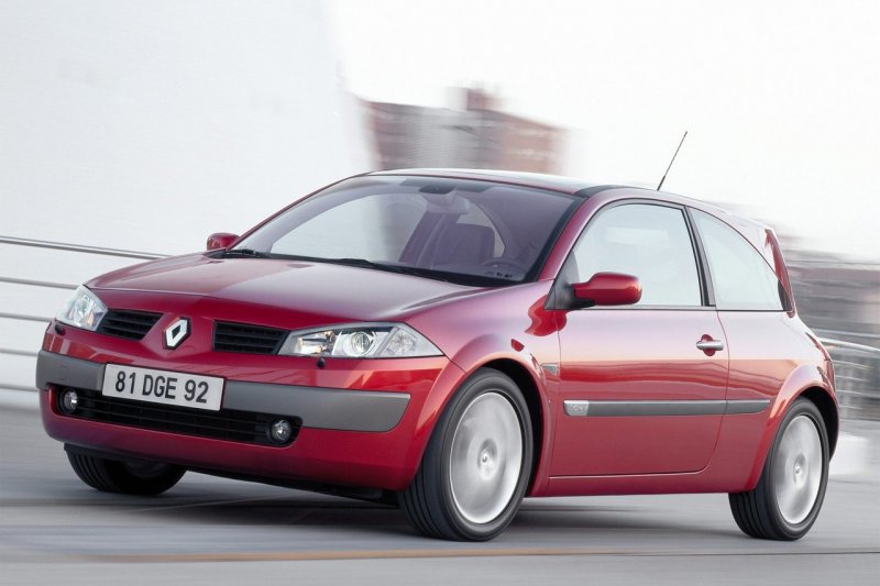 Renault Megane 2 хэтчбек