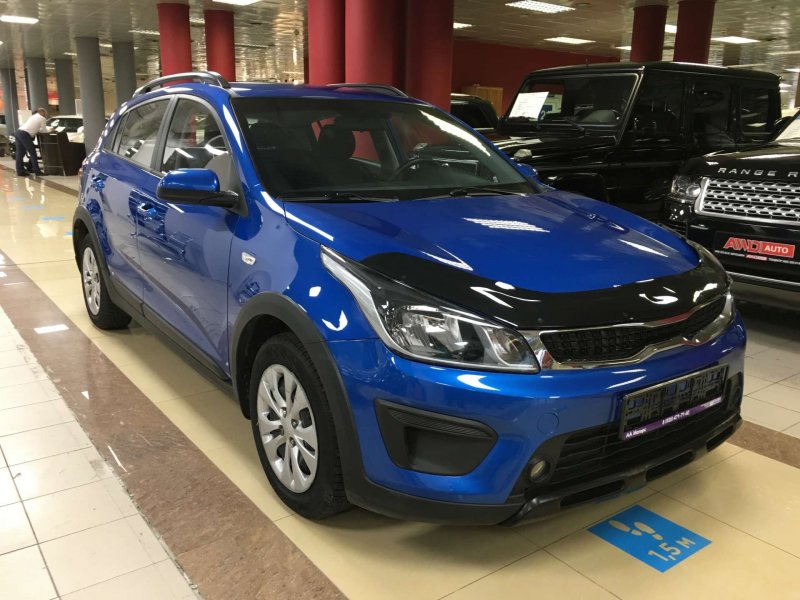 Kia Rio 4 Вишневая