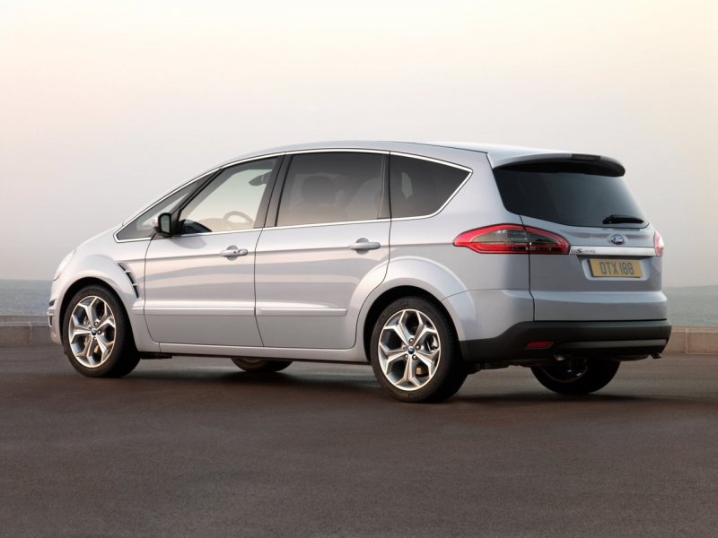 Ford s Max 2010