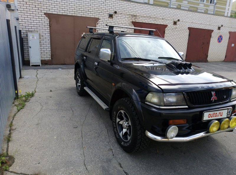 Mitsubishi Pajero Sport 1998