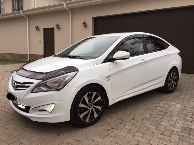 Hyundai Solaris 1