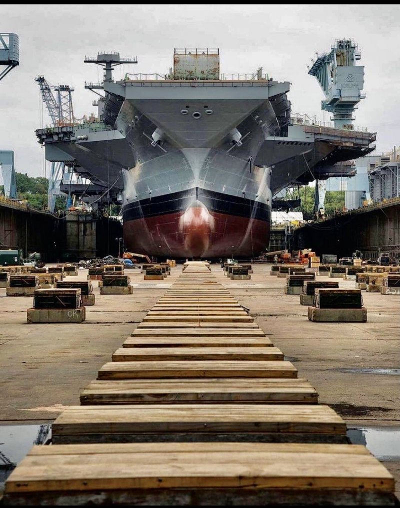 Авианосец USS John f. Kennedy (CVN-79)