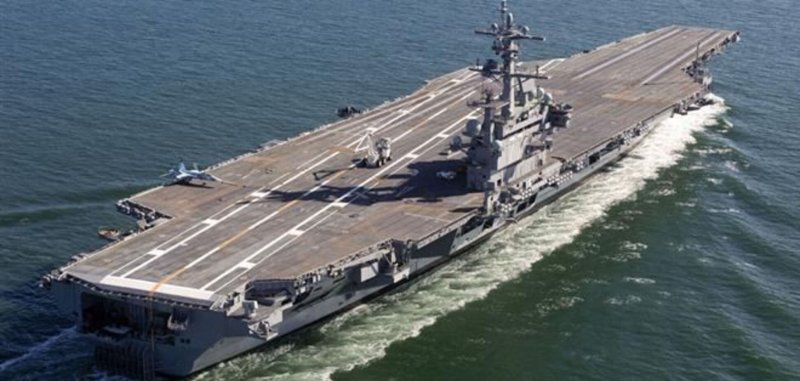 Авианосец ВМС США Джордж Буш