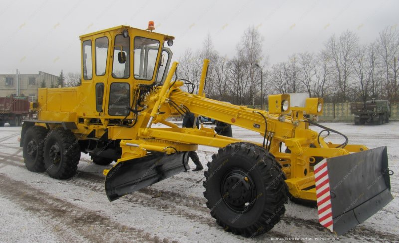 ДЗ-143 автогрейдер