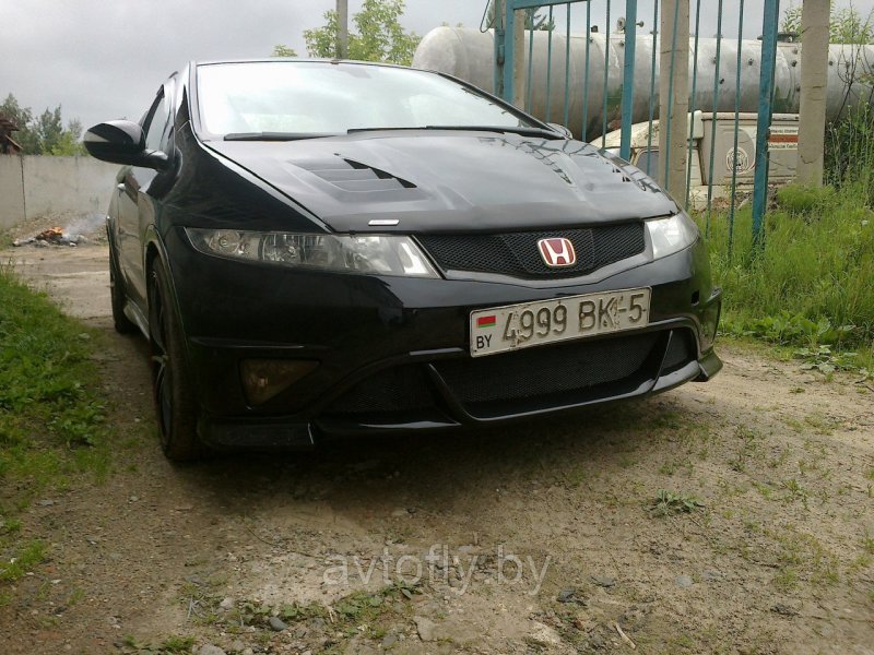 Бампер на хонду Цивик 2008