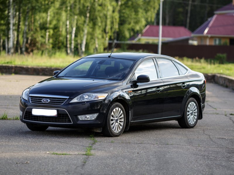Ford Fusion Hybrid 2015