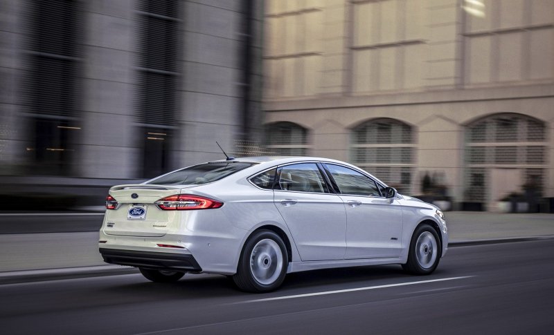 Ford Mondeo 5 2015