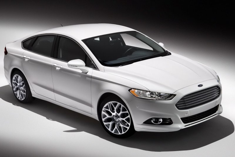 Ford Fusion седан 2015