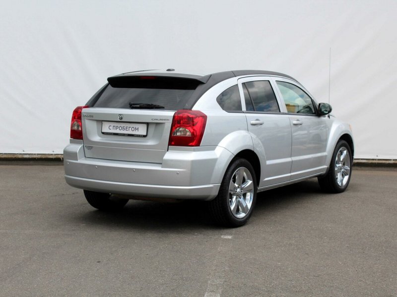 Dodge Caliber белый